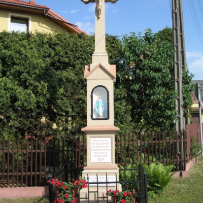 Krzyż na rogu ulic Karola Miarki i Chudowskiej